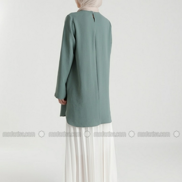 Brand new Green Almond tunic with necklace - Picture 5 of 6